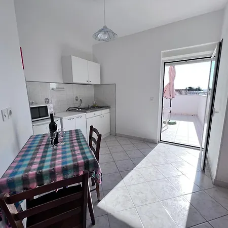 Dorana Apartment