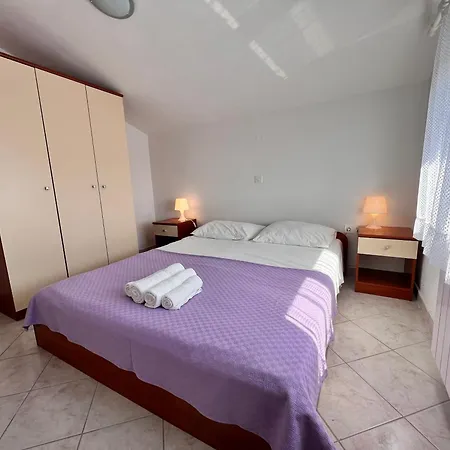 Apartment Dorana *