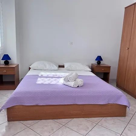 Apartment Dorana *