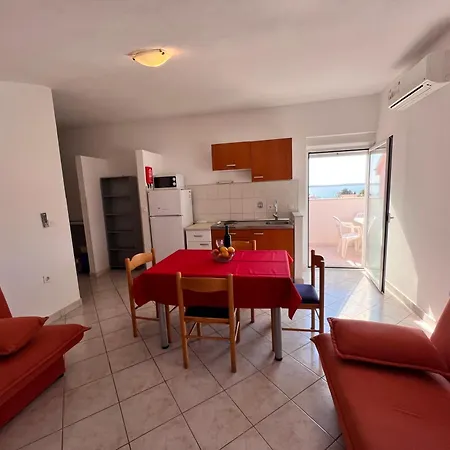 Apartment Dorana