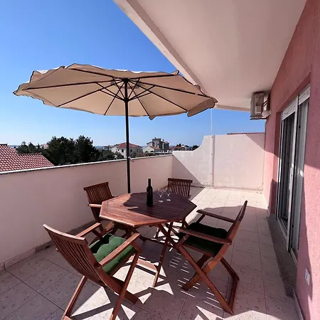 شقة Dorana فرسي