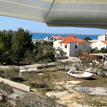 Dorana شقة فرسي