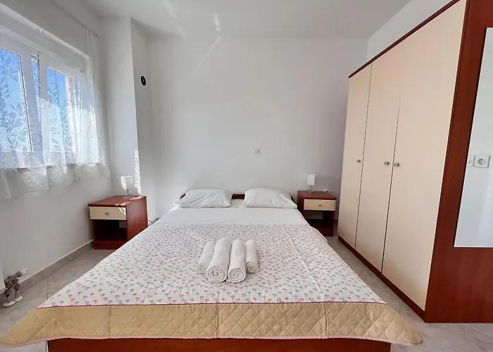 Dorana Apartamento *