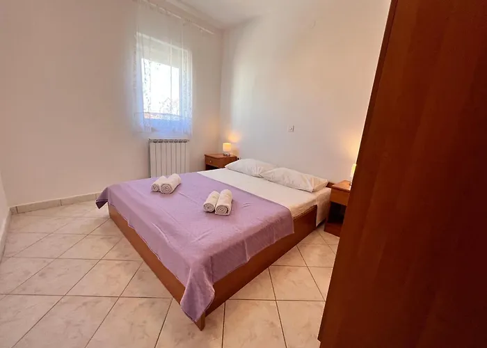 Dorana Apartamento *